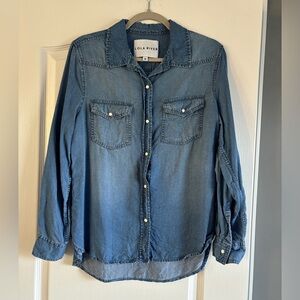Lola River button up chambray shirt sz medium cute snaps